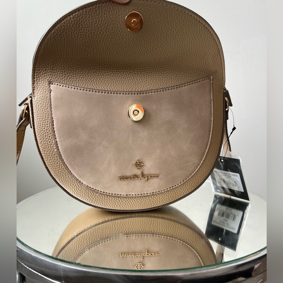 NWT Nanette Lepore crescent crossbody bag. This bag is great for any occasion. - Picture 2 of 8